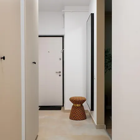 Apartment Spacious 907 B3 Bucharest